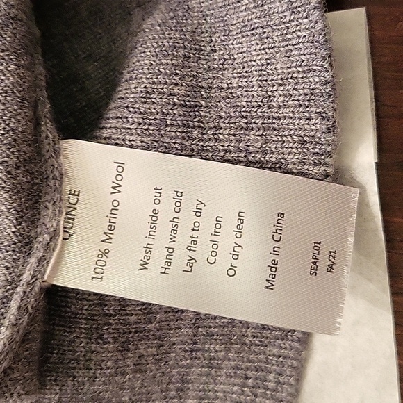 Quince Merino Wool V-Neck Sweater Long Sleeve Gray - SIZE M - Picture 4 of 6